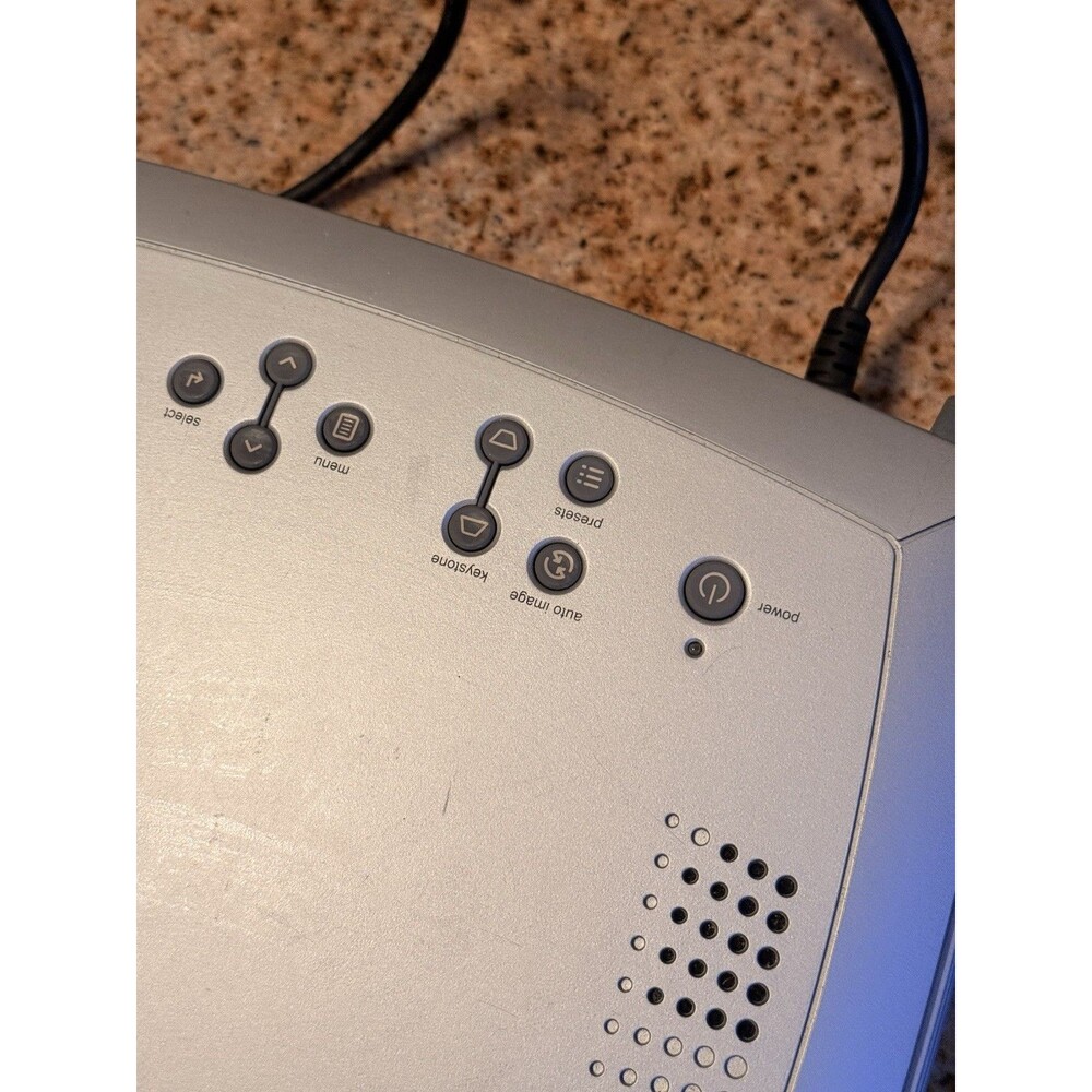 Infocus Screenplay 7205 projector , Turns On , No Remote And Untested. - Picture 5 of 16